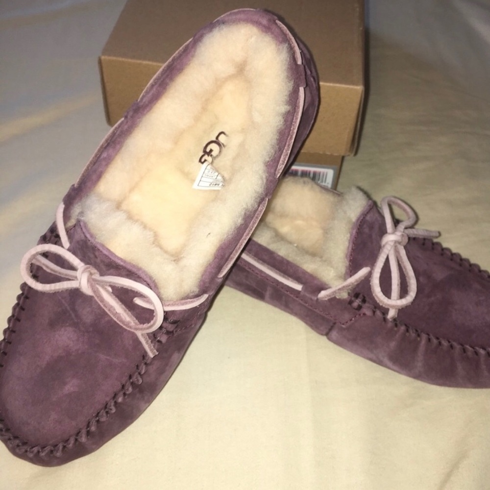 Ugg Dakota moccasin slippers
